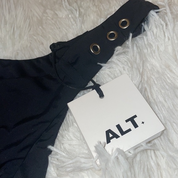 NWT ALT SWIMWEAR YAS bottom - Picture 7 of 14